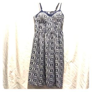 Paisley blue & white dress